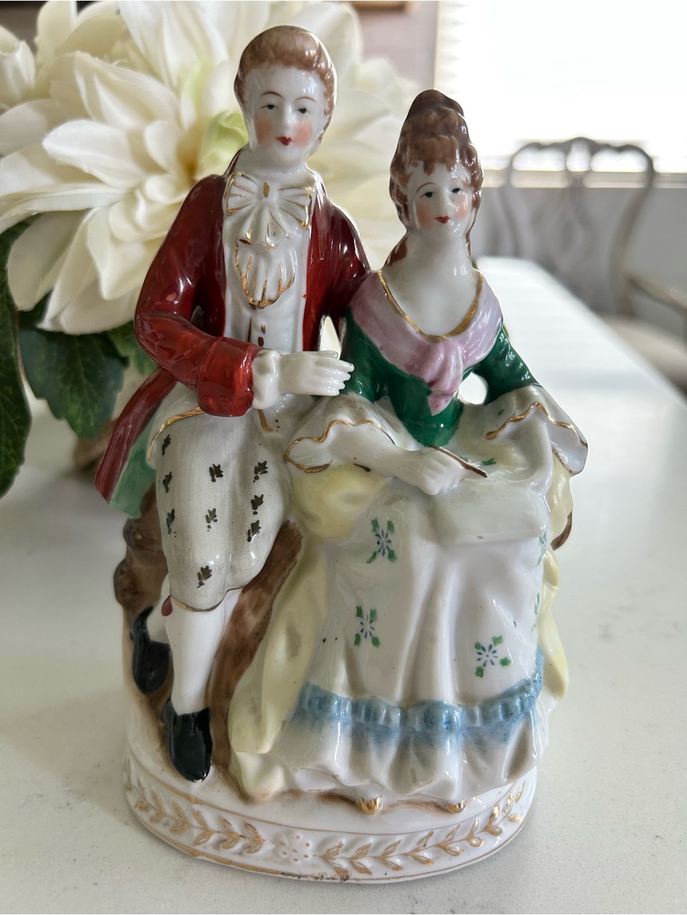 Vintage Mayurama Colonial Couple figurine-Occupied Japan (1945-1952)